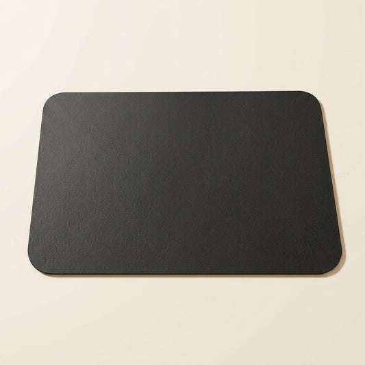 WilderPaw MessMat feeding mat in black